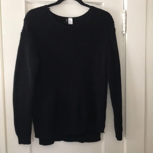 Sweater - Picture 1 of 1